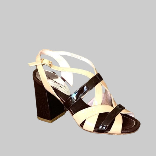 VANNEL® | Sandália Senhora; Cor Castanho com Bege | Cod 9051a