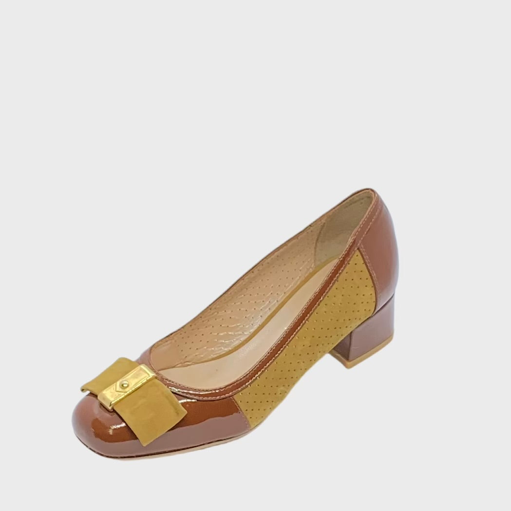 DANIELA® | zapato de señora; color beige | Código OS30