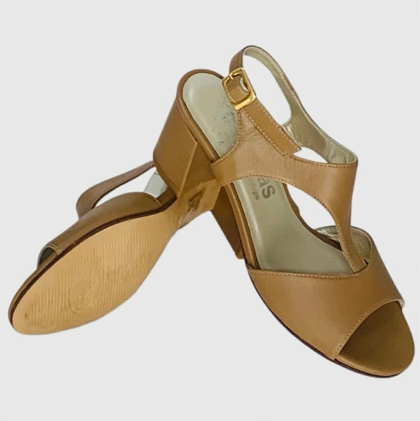GRIEGAS® | zapato de señora; color beige | código OS51
